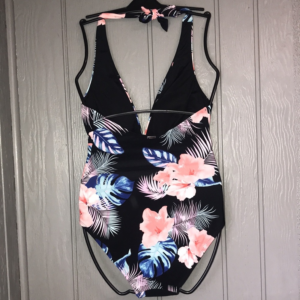 🐠DKNY One piece bathing suit | NWT! - Picture 2 of 5